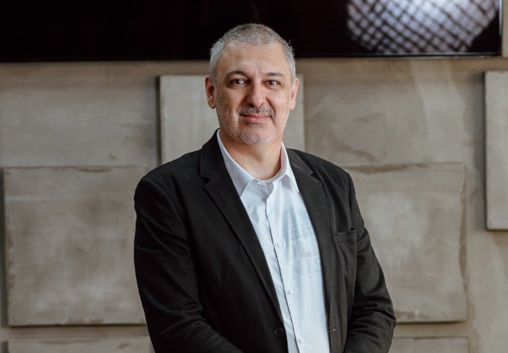 Frete dispara no Brasil e pressiona preços: alta chega a R$ 6,97 por km rodado