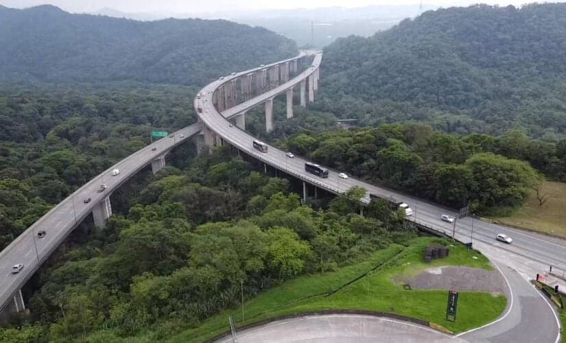 Sistema Anchieta-Imigrantes pode ganhar terceira pista entre a capital e o litoral de São Paulo